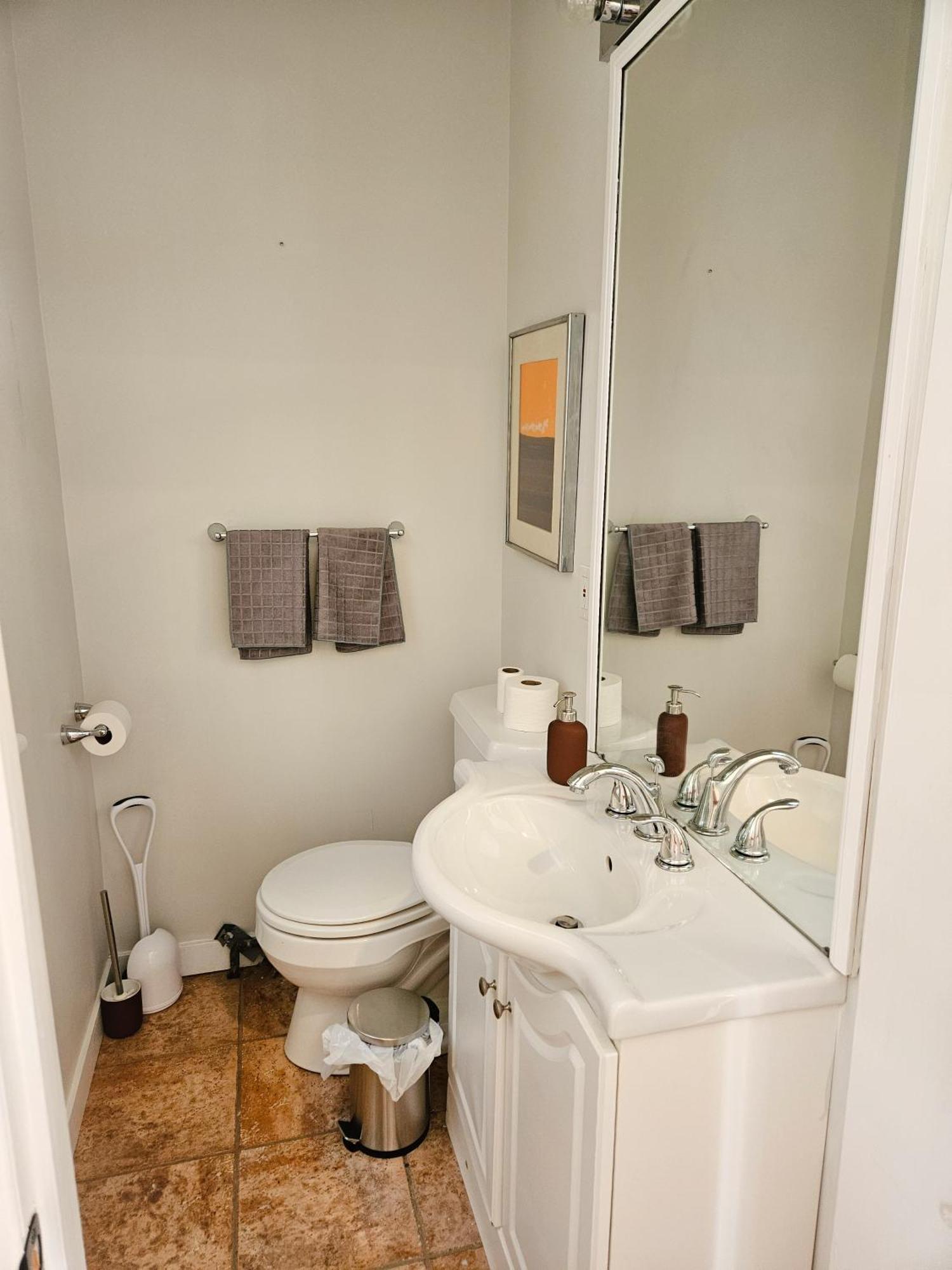 Ottawa Downtown Cozy Guesthouse Екстер'єр фото